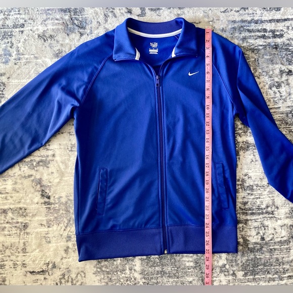 Women’s Nike The Athletic Dept. Track Jacket
Blue in color size XL - Picture 4 of 6